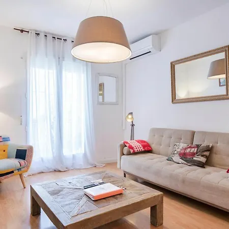 Urbanchicmalaga 3 Bedroom Spacious Quiet Historic Apartment *