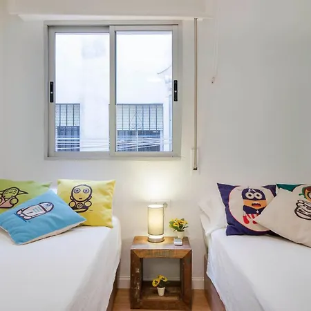 Urbanchicmalaga 3 Bedroom Spacious Quiet Historic Apartment