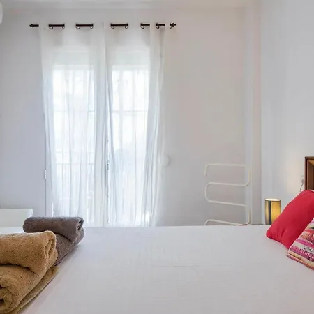 Urbanchicmalaga 3 Bedroom Spacious Quiet Historic Apartment Malaga