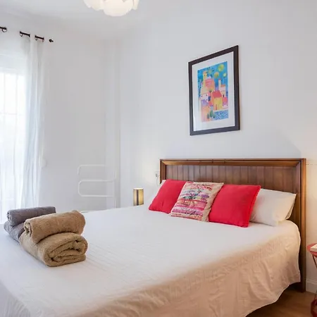Urbanchicmalaga 3 Bedroom Spacious Quiet Historic Apartment